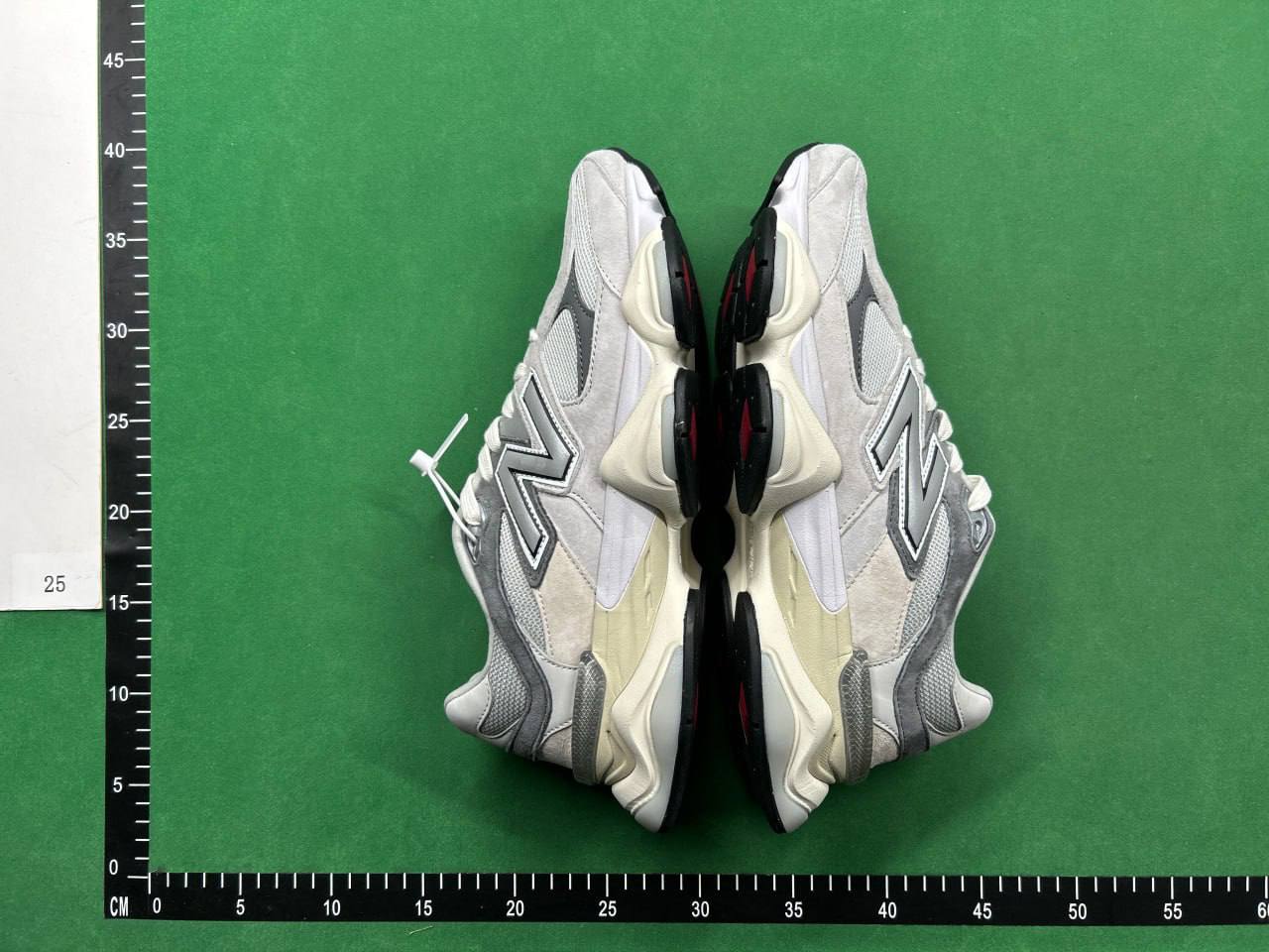 NB9060 shoe -2