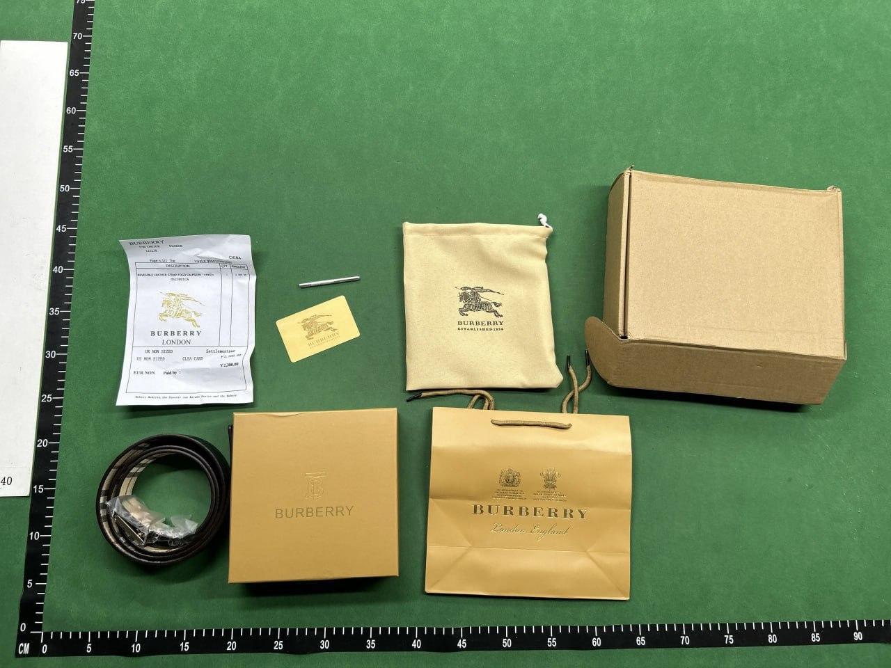   Burberry belt -5