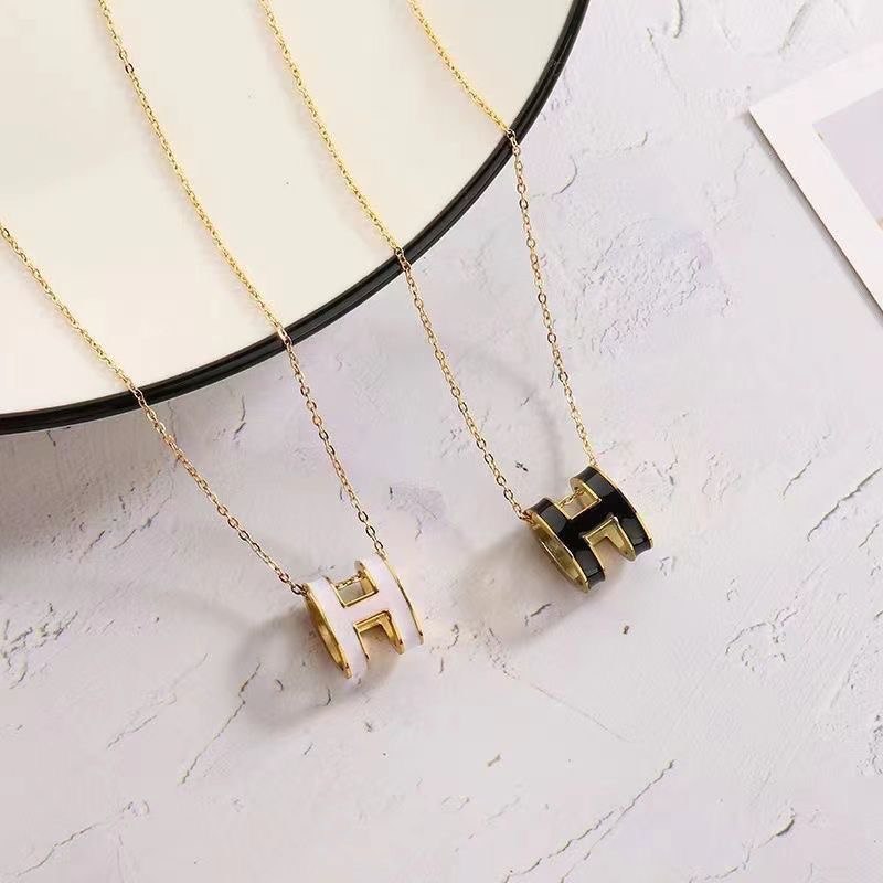 Hermes necklace                                                                      -2