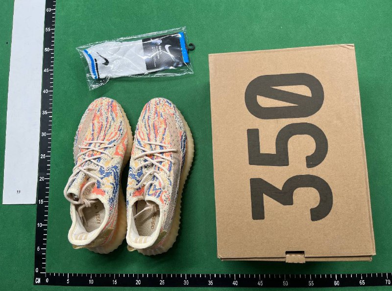   Yeezy Boost 350 -4