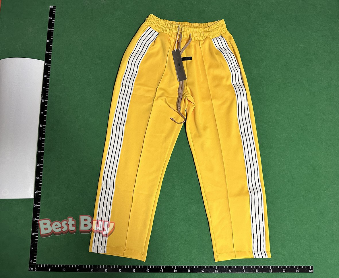 ESSENTIALS Suit（+3 color）                                                                                             -3