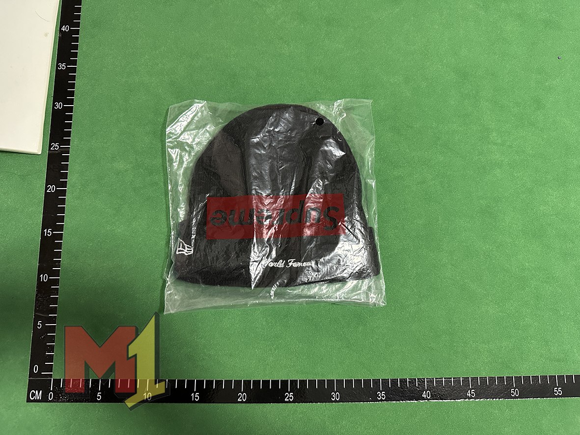 supreme Hat(+8 color）                                                                                                  -2