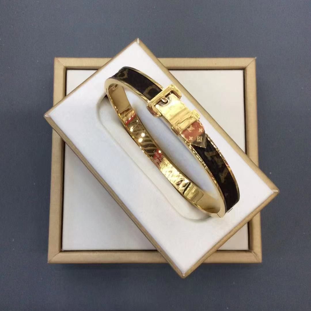 LV Bracelet -2