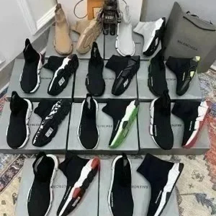 __Balenciaga Speed Trainer Top