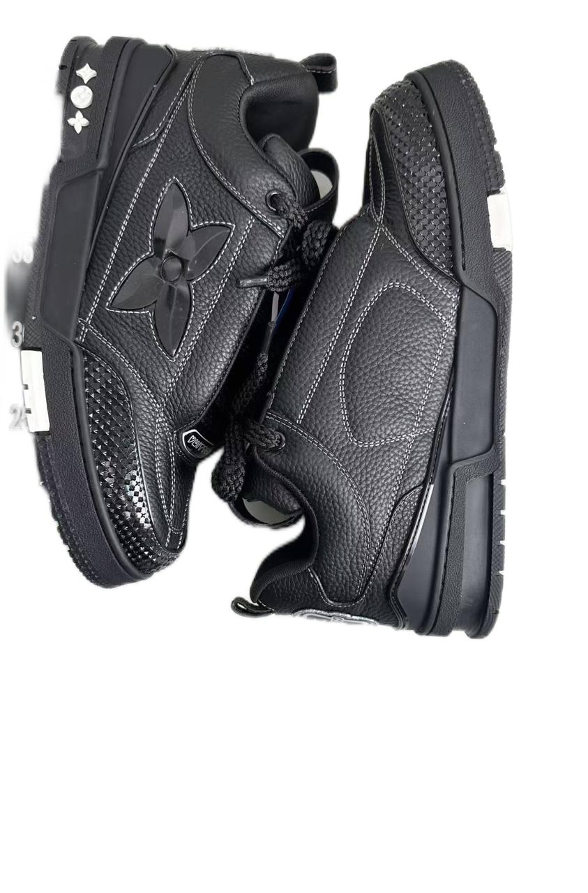 LV Skate Sneaker （color 23）