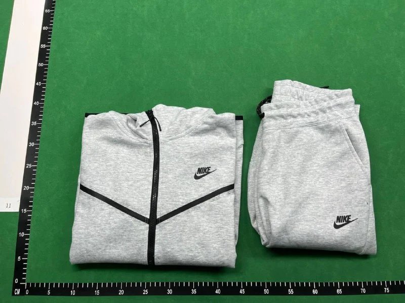 NIKE Tech Suits（40+ Styles）      -2