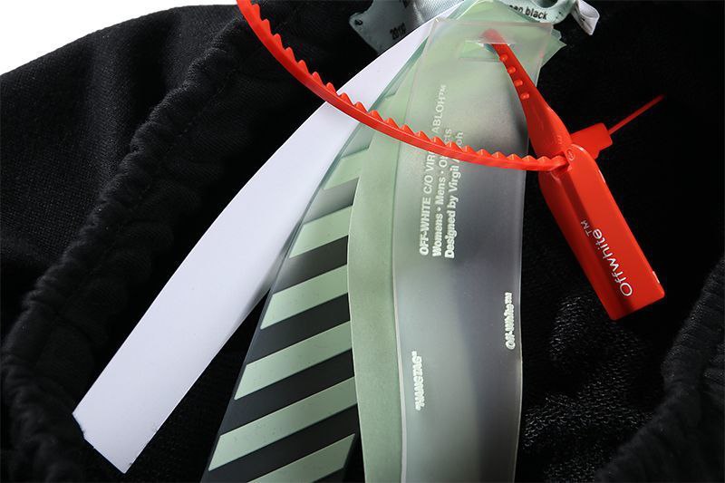 Off-White Shorts -4