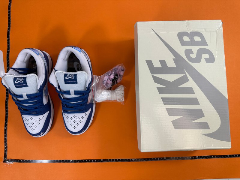 NIKE SB DUNK LOW -3